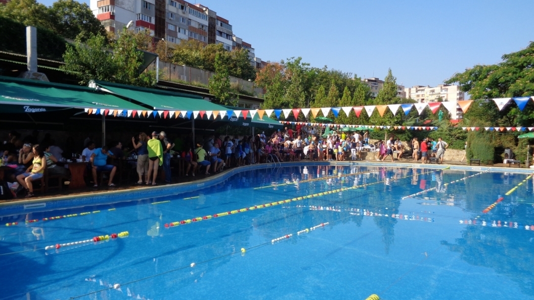 I-ви турнир по плуване 