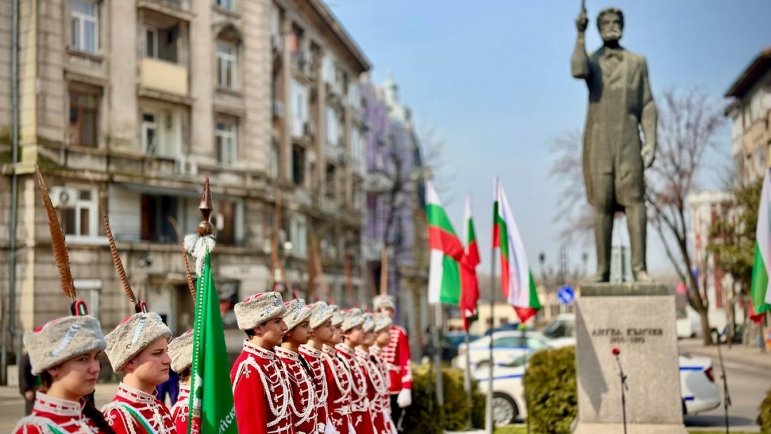  С възпоменателна церемония в Русе бяха отбелязани 154 г. от гибелта на Ангел Кънчев