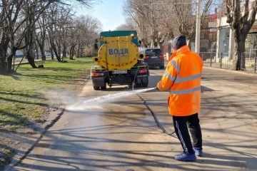 Планово миене на бул. „Цар Освободител“ на 6 март