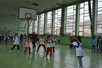 Наградиха победителите в зоналното първенство за деца, лишени от родителски грижи