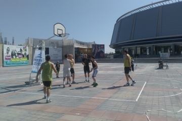 Учителски игри с мото „Искам, зная и мога да спортувам“ на откритите площи пред «Булстрад Арена» Русе