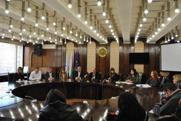 Над 550 жители на Община Русе получават топла храна всеки ден от Домашния социален патронаж