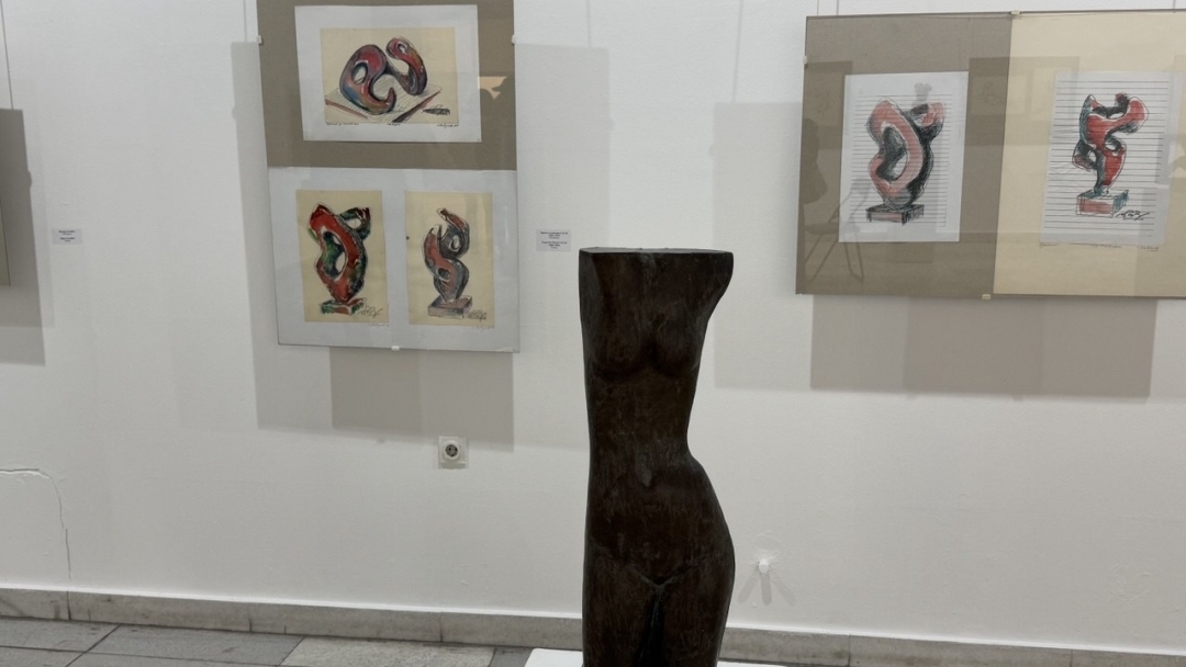 Доайенът на русенската скулптура Георги Радулов показа в рисунки своя "творчески дневник"