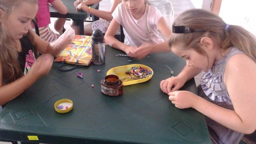 Клубове по салса и английски език в лятната академия на ОМД-Русе