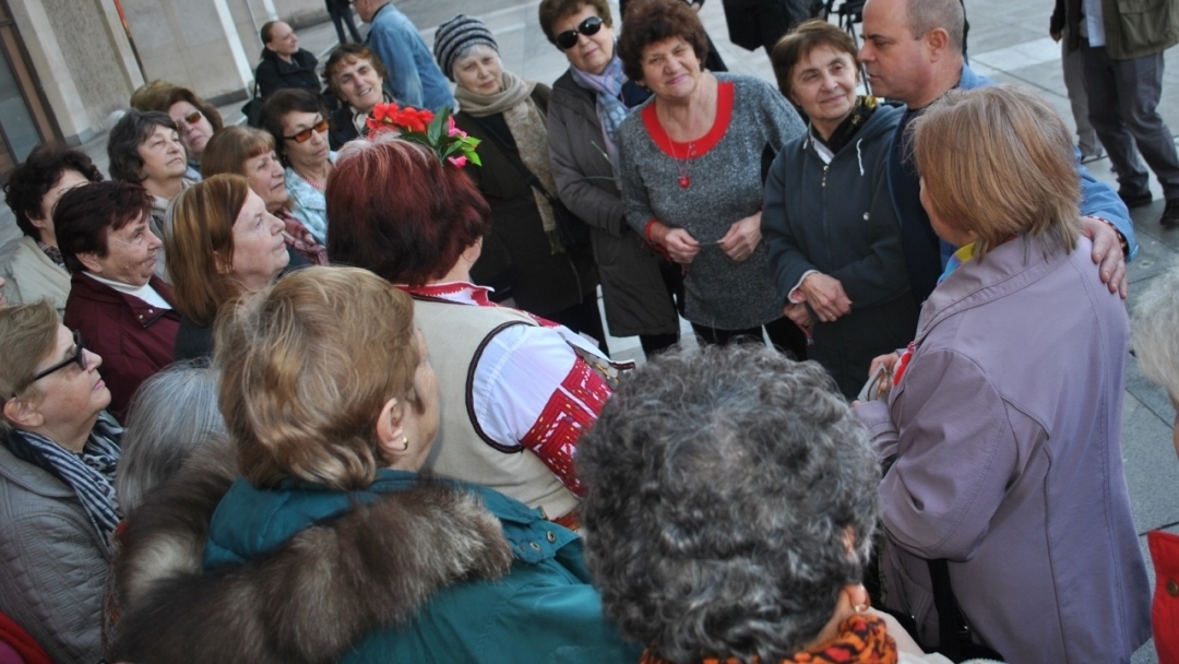 Ветеранките от СК "Дунав" с празнична програма по случай 1-ви март