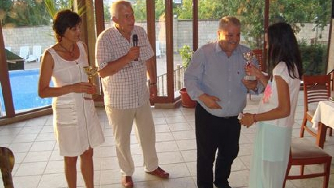 Зам.-кметът Иван Григоров връчи купите на победителите от волейболен турнир