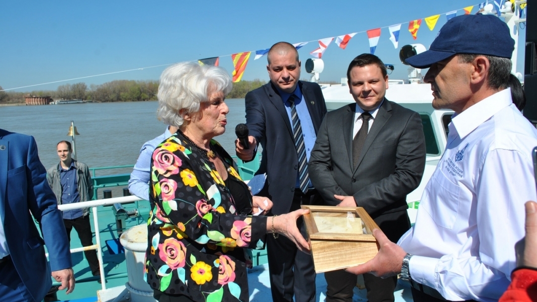 Кметът Пламен Стоилов присъства на кръщаване на кораб на ИАППД