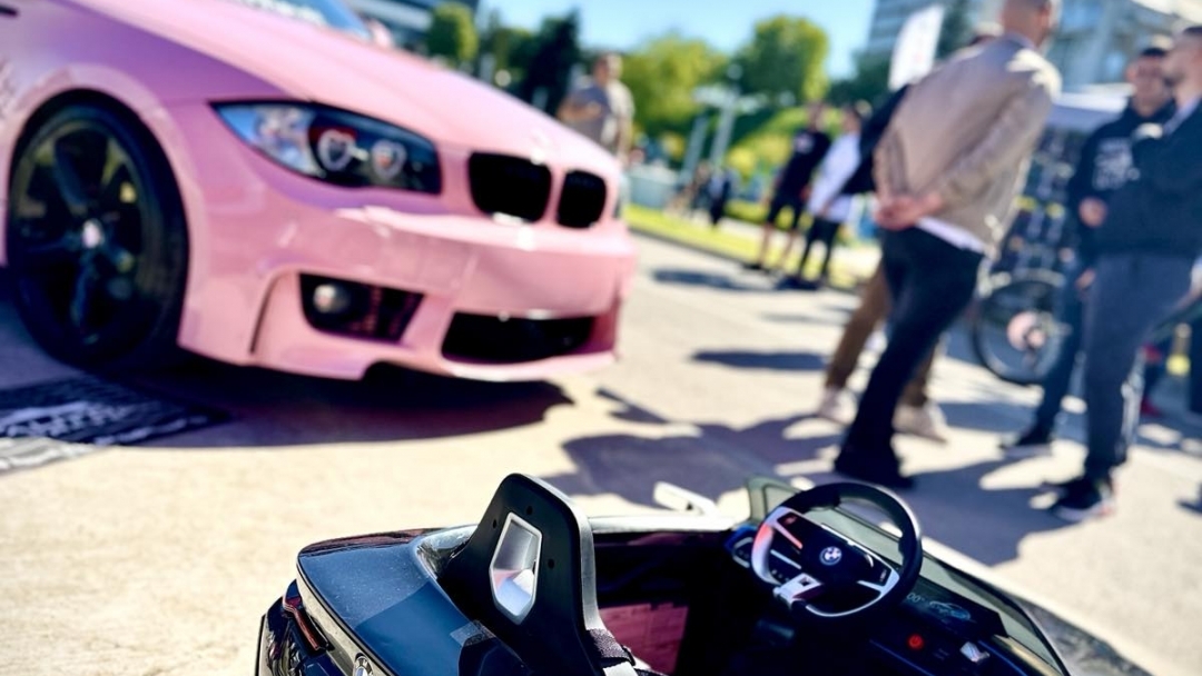 Кметът Пенчо Милков и „БМВ Тийм Русе“ дадоха начало на автомобилния сезон