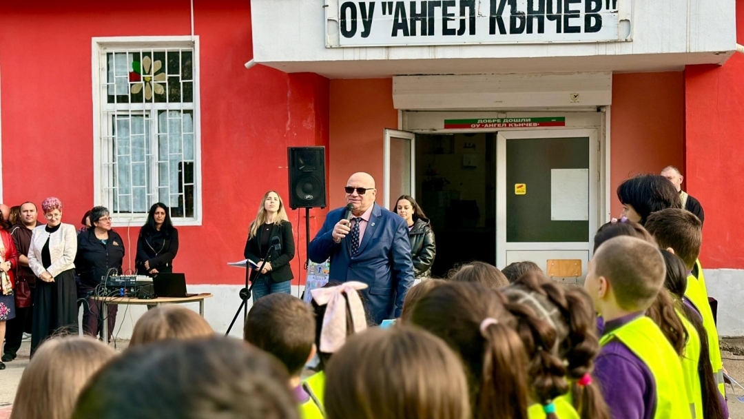 С тържествена клетва ученици от ОУ „Ангел Кънчев“ станаха част от Детското полицейско управление