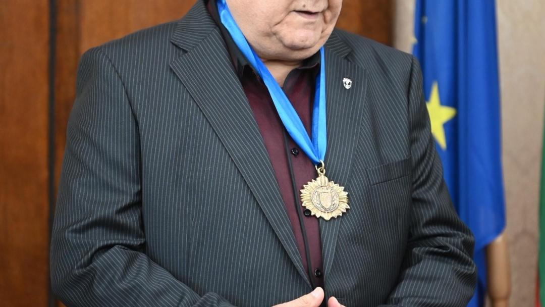 Удостоиха Илия Сяров със званието „Почетен гражданин на град Русе“