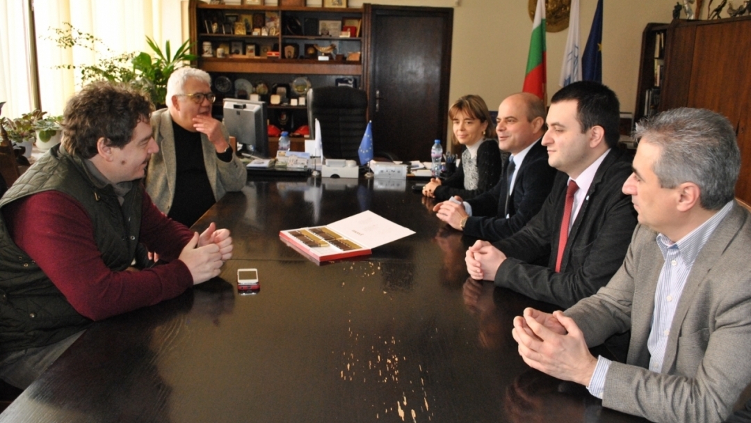 Значка „Русе“ за Камен Донев