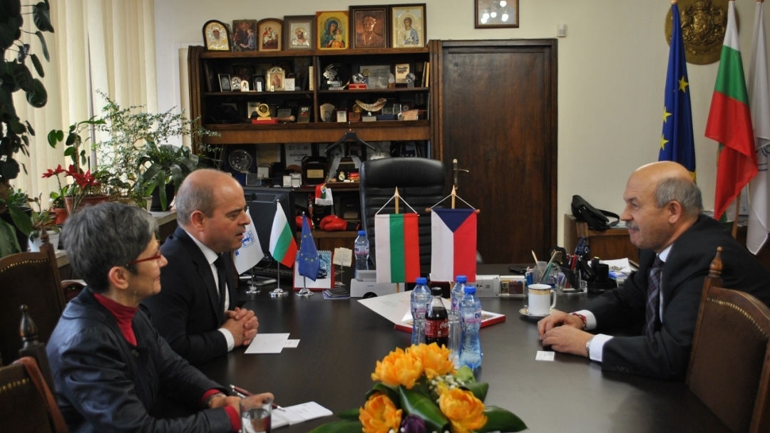 Кметът Пламен Стоилов се срещна с чешкия посланик Н. Пр. Душан Щраух