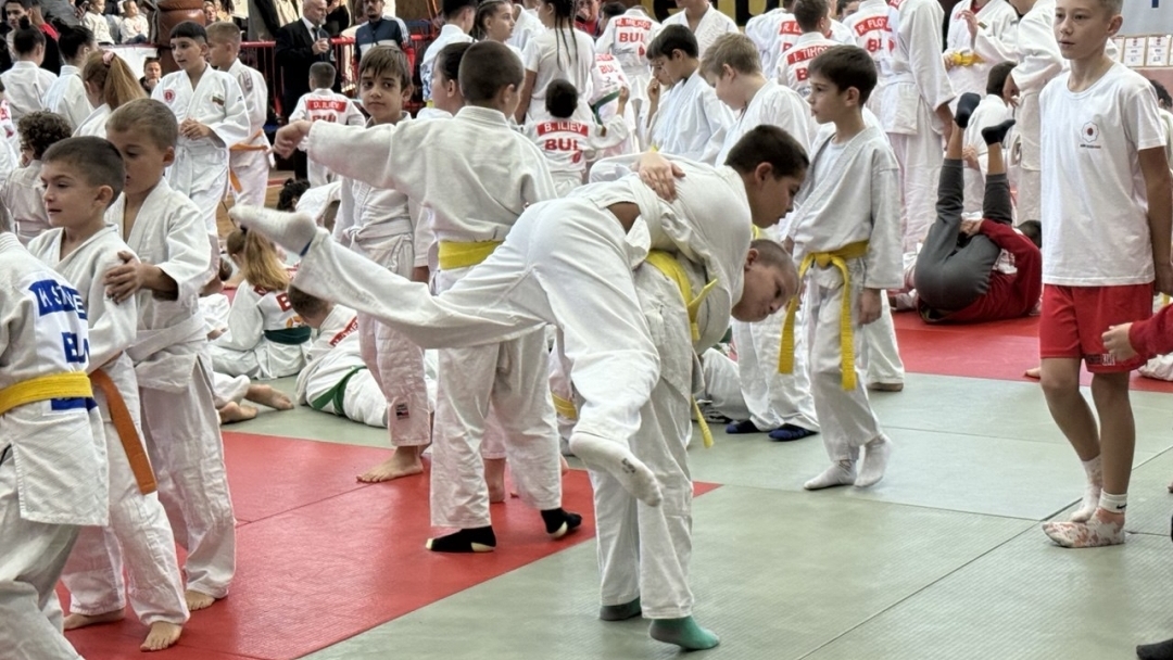 Кметът Пенчо Милков откри първия Отворен турнир по джудо „Кано - Русе 2025"