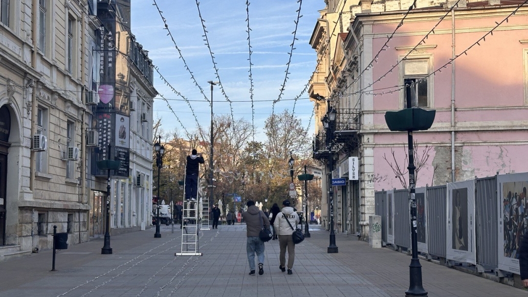 Коледното градче е акцентът в празничната украса на Русе през тази година