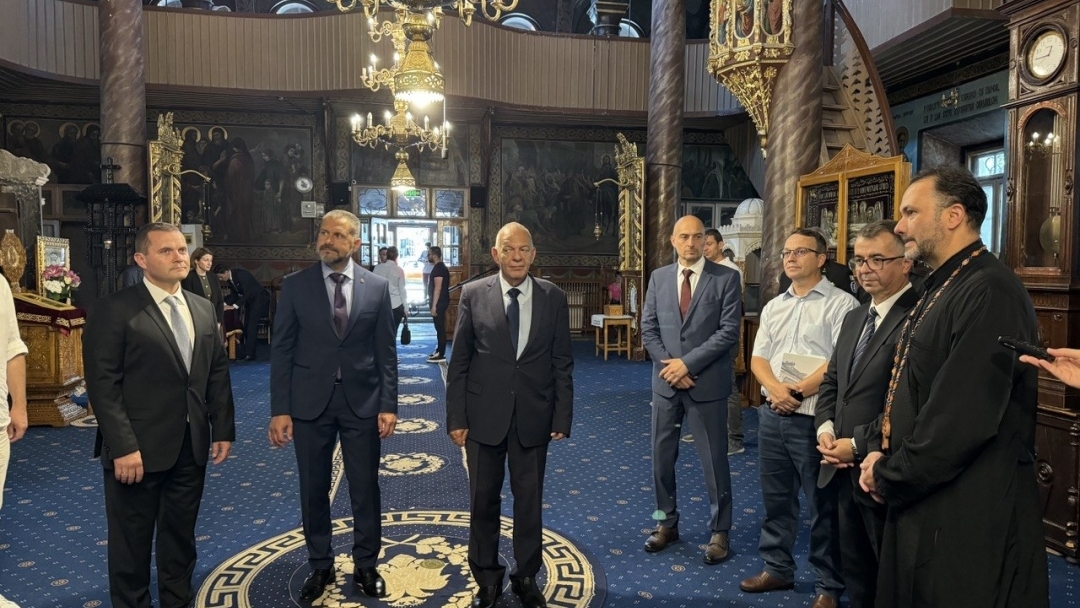 Бюст-паметник на Стефан Караджа беше открит в румънския град Тулча