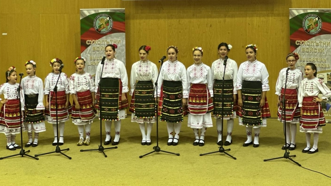 61-ва Стрямска механизирана бригада – Карлово е големият победител в Прегледа на любителското художествено творчество