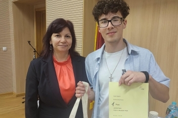 Twelfth-grader Ivelin Ivanov from ''Deutsche Schule'' won the European Debate Championship in German