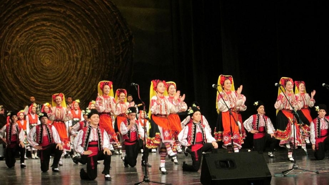 Отбелязваме 65 години извънучилищна дейност в Русе 