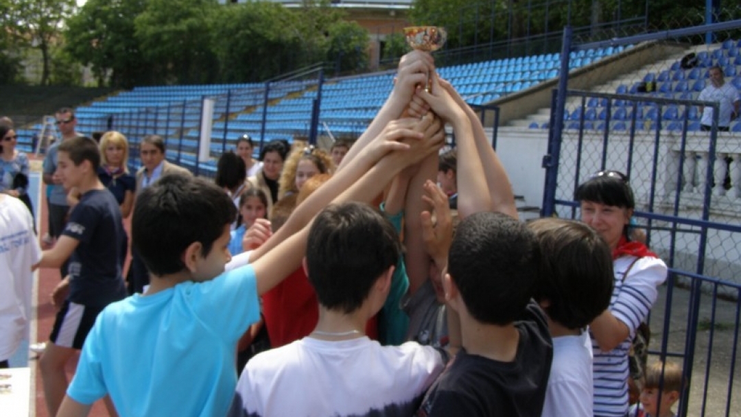 Приключи лекоатлетическото състезание по многобой