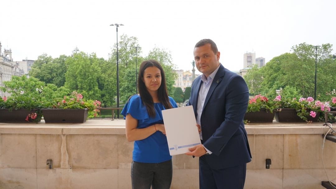 Кметът на Русе Пенчо Милков награди шампионите от Европейското първенство по вдигане на тежести