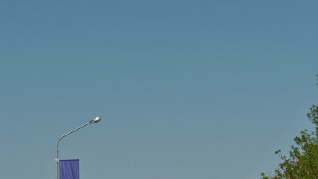 Русе посреща празника си с нови знамена 