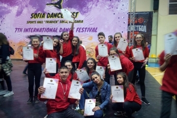 "Железният отбор" с награди от първото си участие в състезание - "София денс фест 2018"