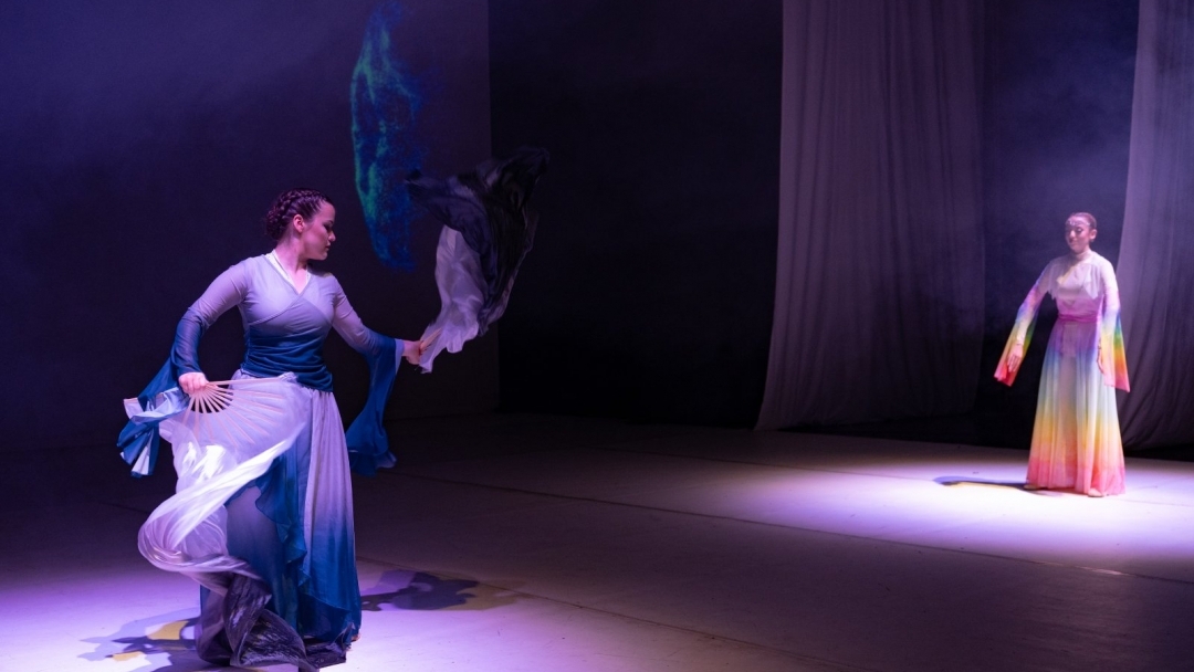 Freedom Dance Studio представи дългоочакваната премиера "Цветна"