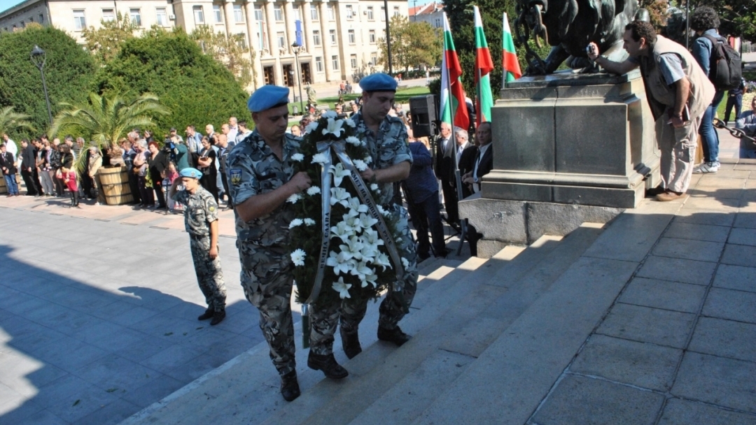 Русе отбеляза Деня на Независимостта с изложба, тържествена церемония и концерт