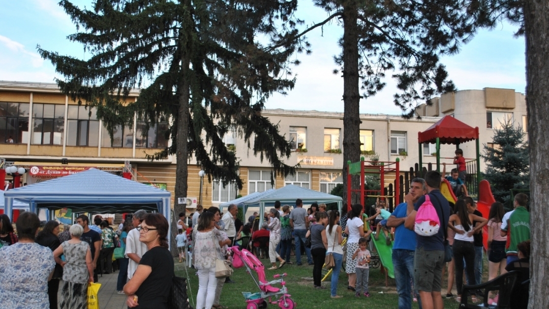 Тържествена програма по повод 32 години от обявяването на Борово за град