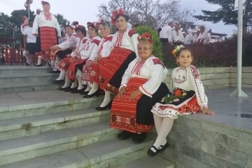 Смесен народен хор с. Николово с отличие от международен фолклорен фестивал