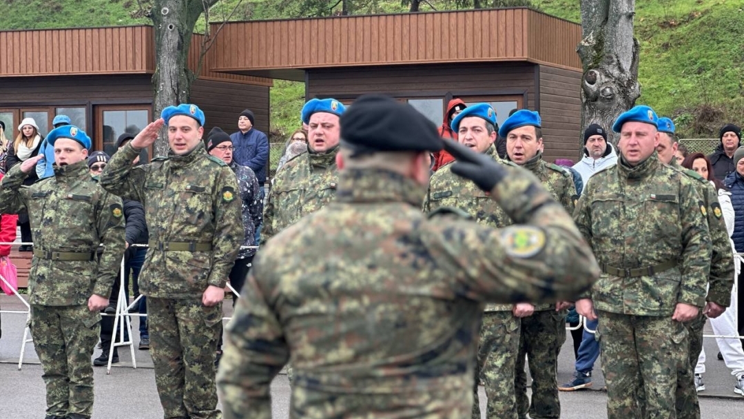 За 6-и път: Теодор Цветков извади богоявленския кръст от водите на Дунава