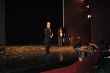 Кметът Пламен Стоилов поздрави преподавателите и възпитаниците на Математическата гимназия по случаи 150-годишният им юбилей