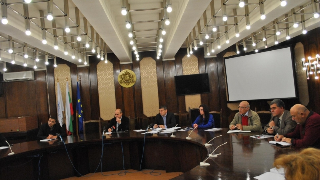 Проведоха се консултациите за членове на секционни избирателни комисии