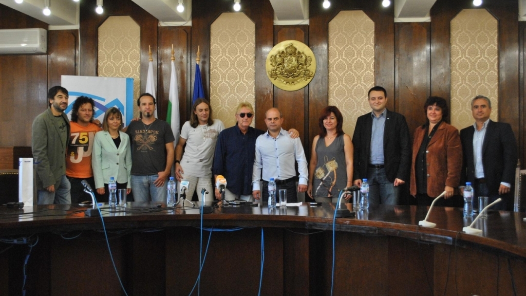 Рок легендата Джон Лоутън подкрепи кандидатурата на Русе за Европейска столица на културата 2019