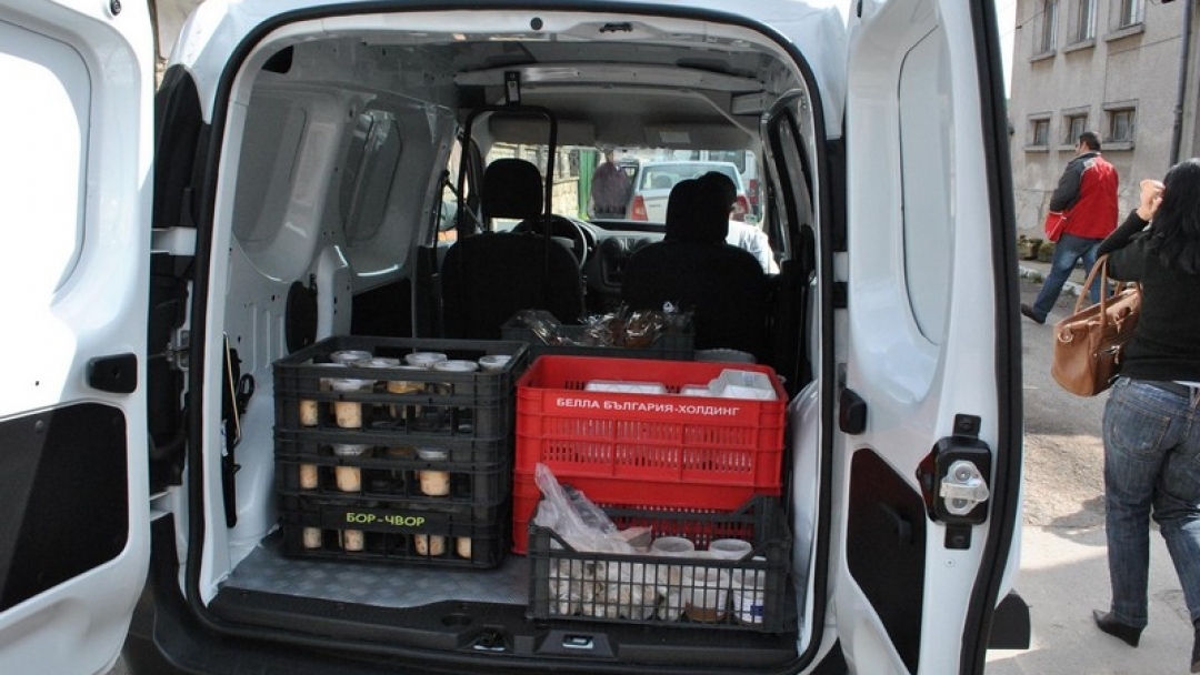 Над 550 жители на Община Русе получават топла храна всеки ден от Домашния социален патронаж