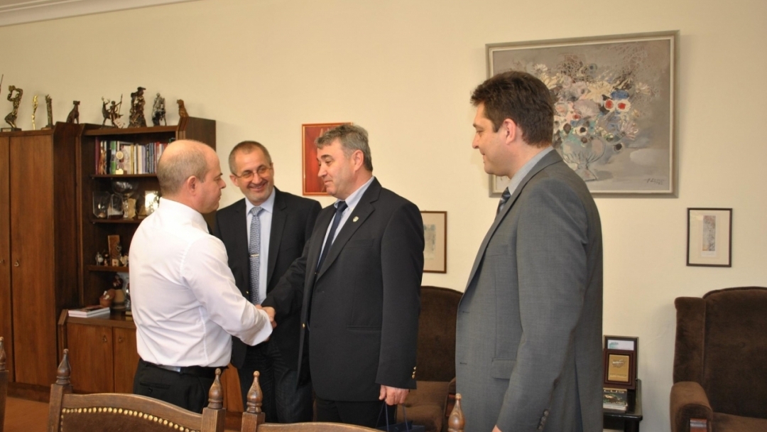 Кметът Пламен Стоилов празнува рожден ден днес 