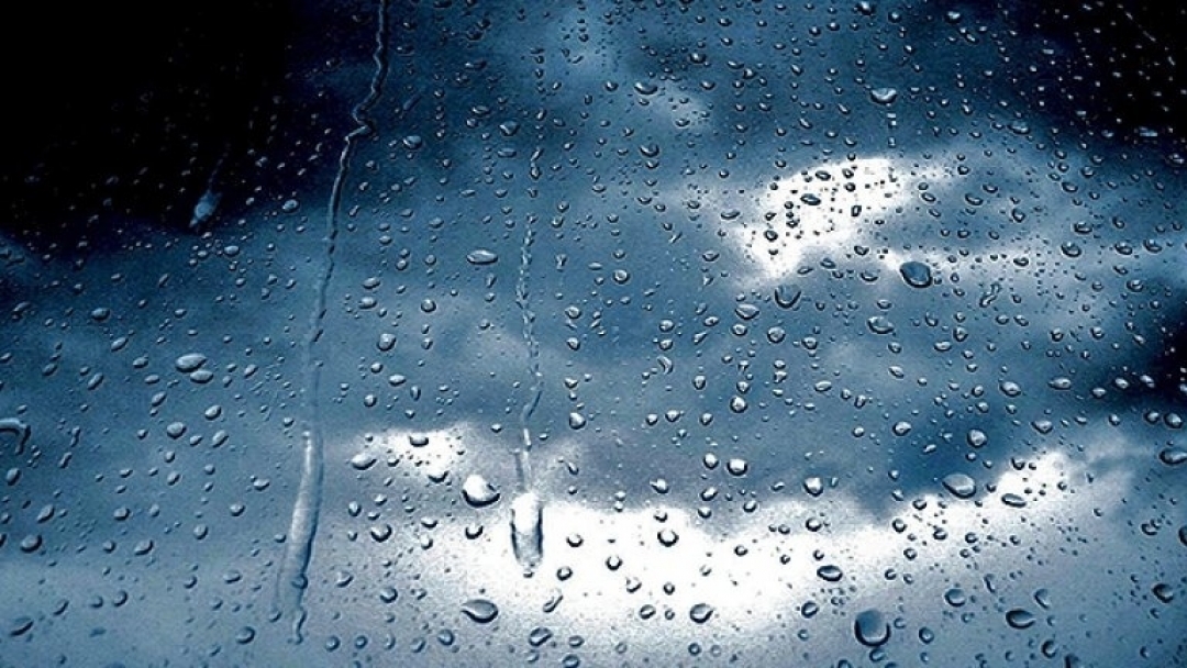 Очаквани валежи и силен вятър в община Русе през късните часове на деня изискват повишено внимание при придвижване 