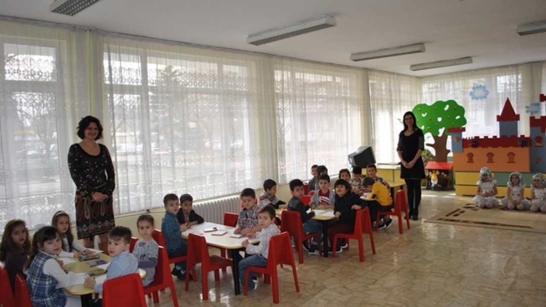 Кметът Пламен Стоилов откри обновената детска градина 'Чучулига'