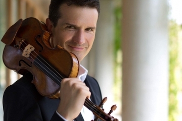 Именитият цигулар Светлин Русев - артистичен консултант на фестивала "Мартенски музикални дни"