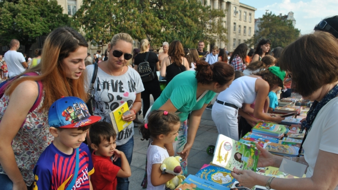 Стотици русенчета твориха в ателиетата на фестивала  „Всемир на таланти Русе‘2016“