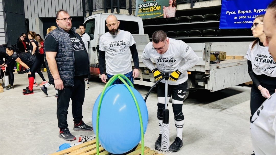 Над 50 участници от девет отбора преминаха през предизвикателствата на „Арена на титаните“ в Русе 