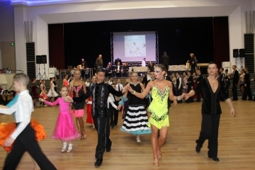 Зам.-кметът инж. Димитър Наков поздрави участниците в. 16. Турнир по спортни танци