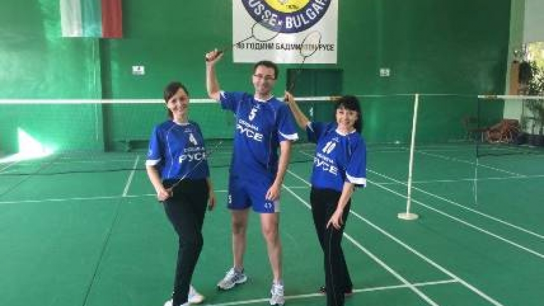 Отборът на Община Русе се класира на второ място в състезание по бадминтон 