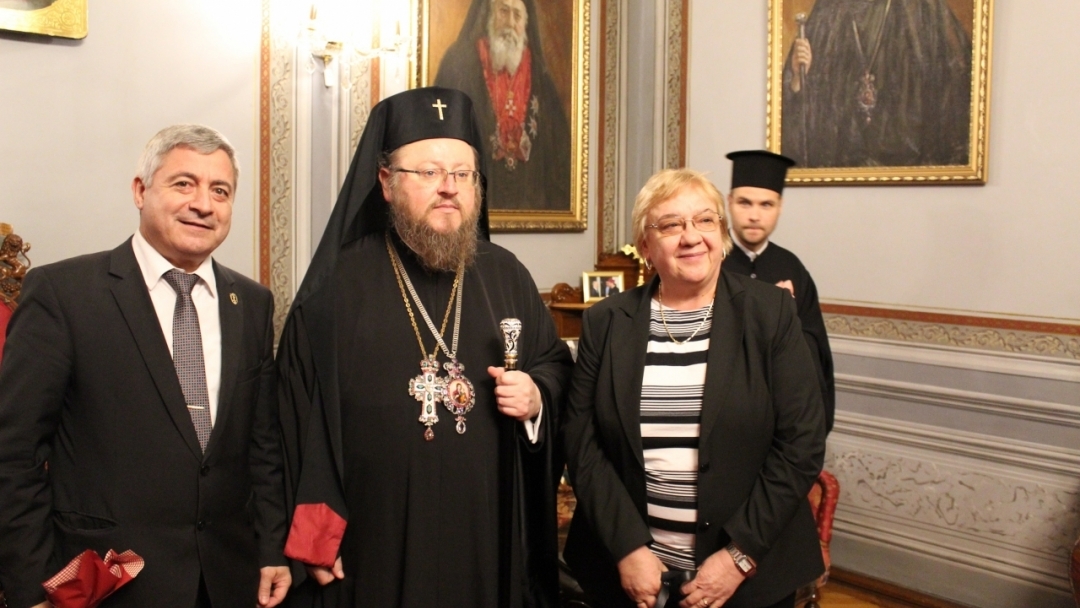 Русенски митрополит Наум отпразнува рожден ден днес