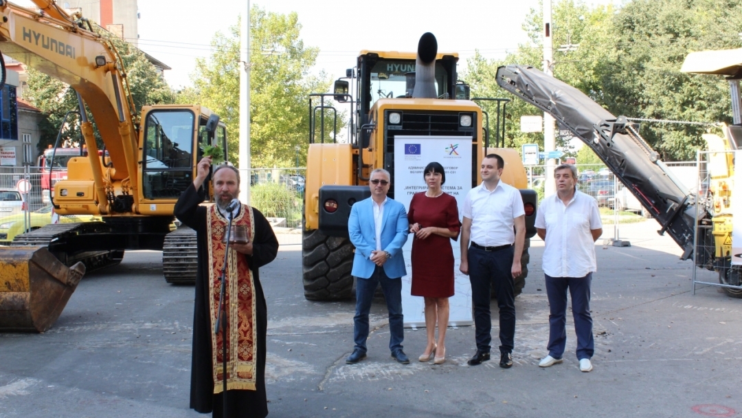 Състоя се символична първа копка на обект „Реконструкция на бул. „Придунавски булевард“ и рехабилитация на 3 броя пасарелки“