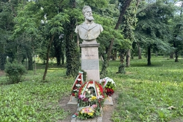 Заместник-кметът Енчо Енчев участва в церемонията в Букурещ по отбелязване на 150 години от гибелта на Христо Ботев