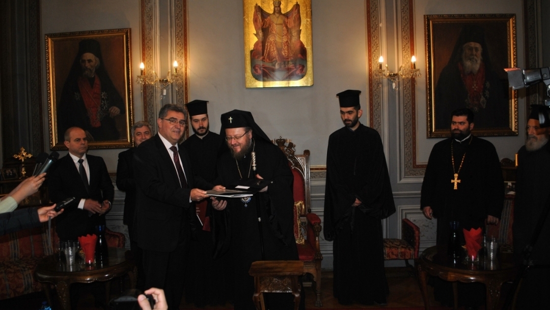 Храмът ''Всях Светих'' вече е собственост на Русенска митрополия