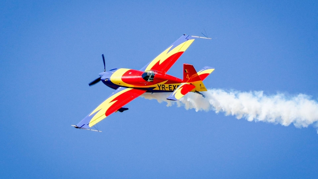 Русе посрещна националния шампионат по безмоторно летене с впечатляващо авиошоу