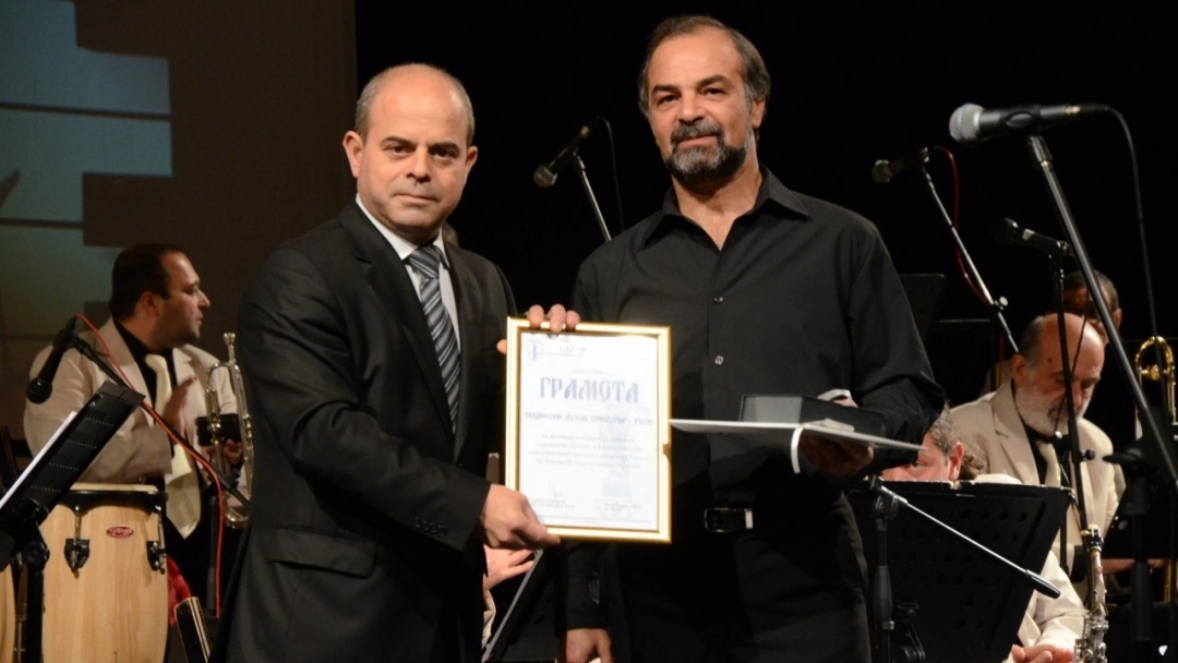 Много награди и нестихващи аплодисменти на юбилейния концерт на Биг Бенд-Русе