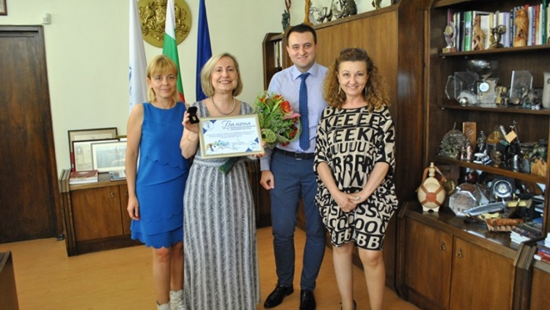 Павлина Доковска със златна значка ‚Русе‘